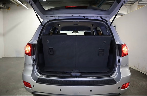 Hyundai Santa Fe 12 of 15