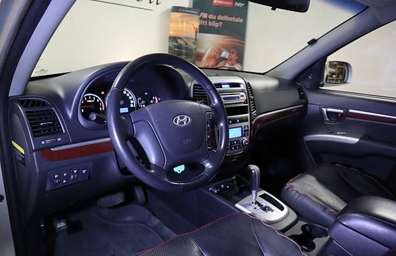 Hyundai Santa Fe 8 of 15