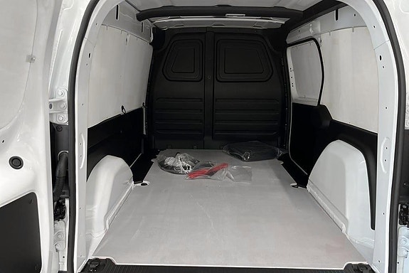 Mercedes-Benz eCitan 14 of 14