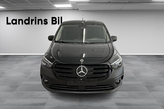 Mercedes-Benz eCitan 2 of 14