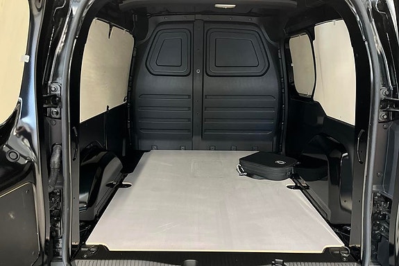 Mercedes-Benz eCitan 14 of 14