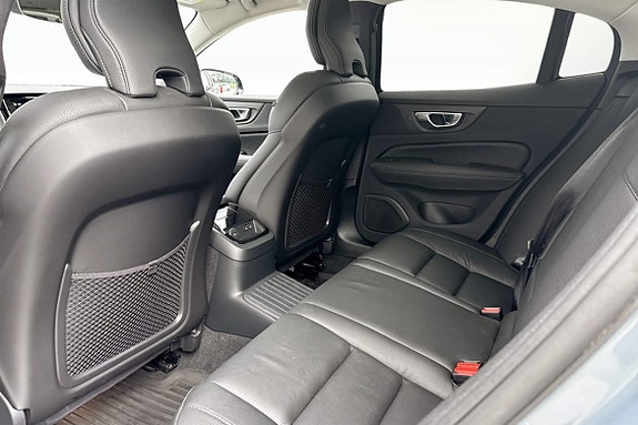 Volvo S60 8 of 9