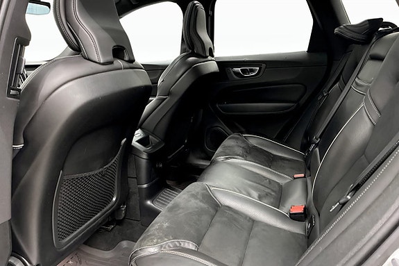 Volvo XC60 8 of 9
