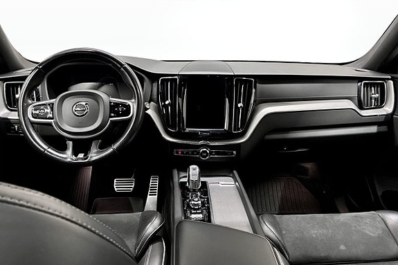 Volvo XC60 4 of 9