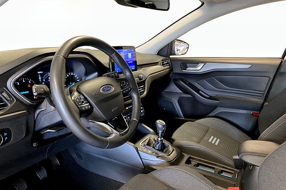 Ford Focus 9 of 18