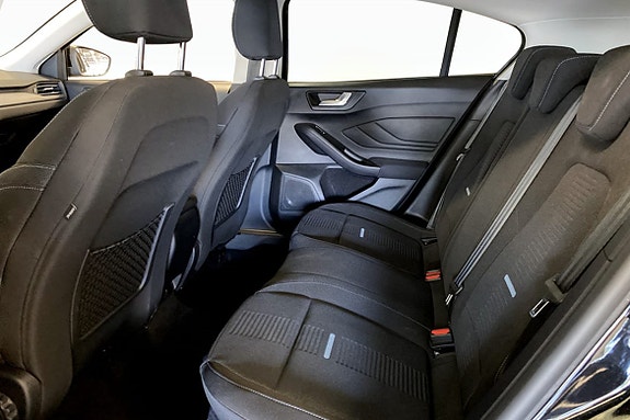 Ford Focus 15 of 18