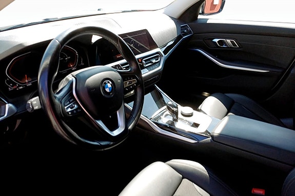 BMW 320 5 of 9