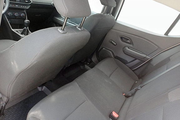 Dacia Sandero 8 of 9
