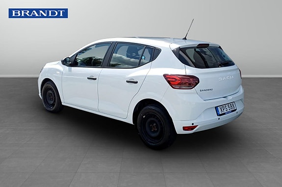 Dacia Sandero 2 of 9