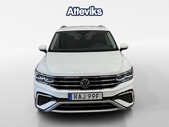 Volkswagen Tiguan Allspace 8 of 15