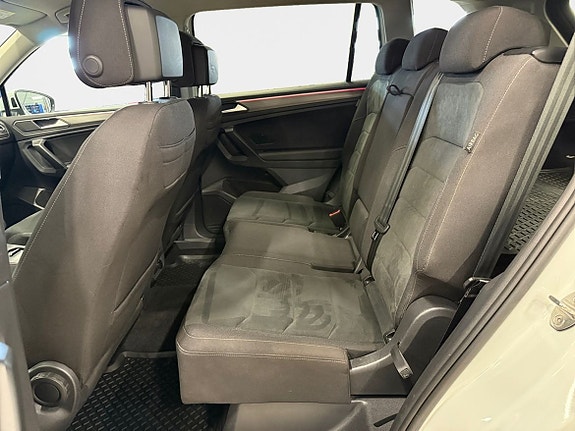 Volkswagen Tiguan Allspace 13 of 15