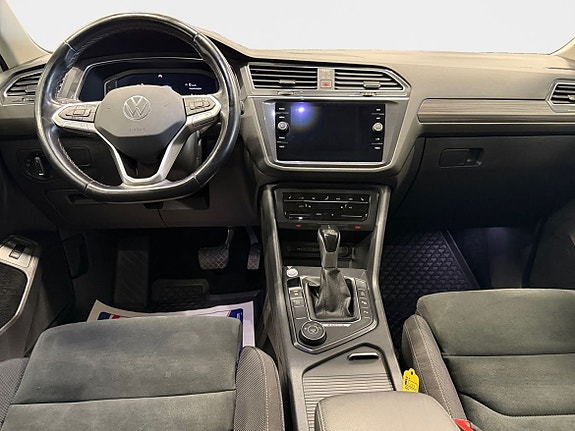Volkswagen Tiguan Allspace 10 of 15