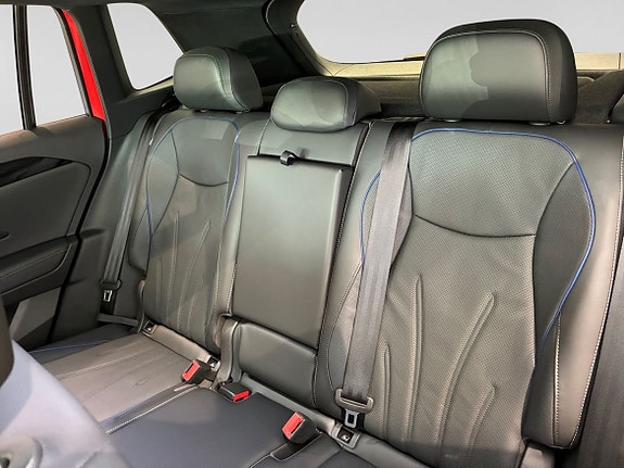 Volkswagen Tiguan 13 of 15
