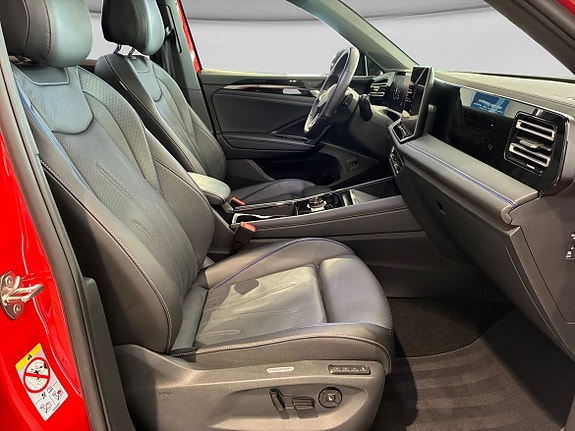 Volkswagen Tiguan 8 of 15