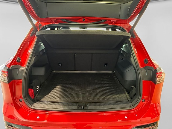 Volkswagen Tiguan 5 of 15