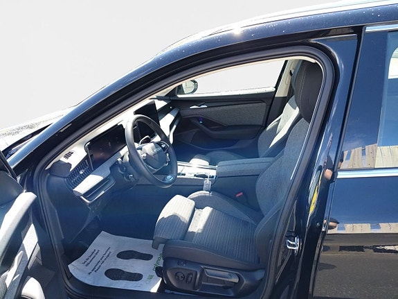 Skoda Superb 9 of 24