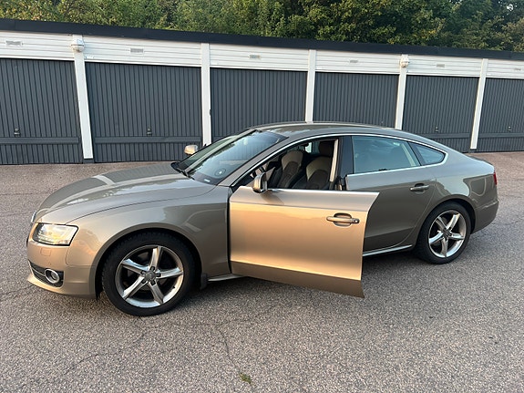 Audi A5 2 of 13