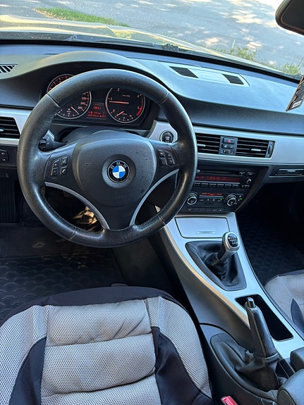 BMW 318d 6 of 10