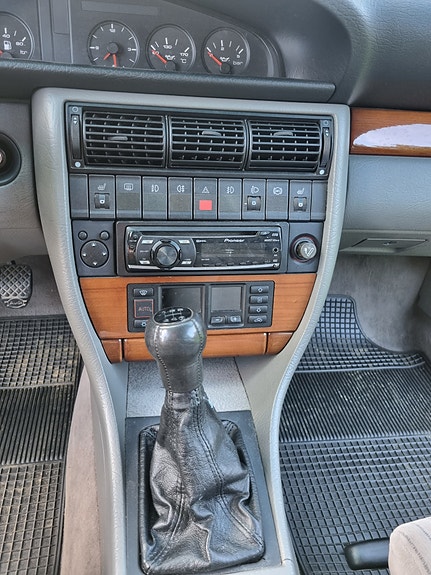 Audi 100 8 of 14