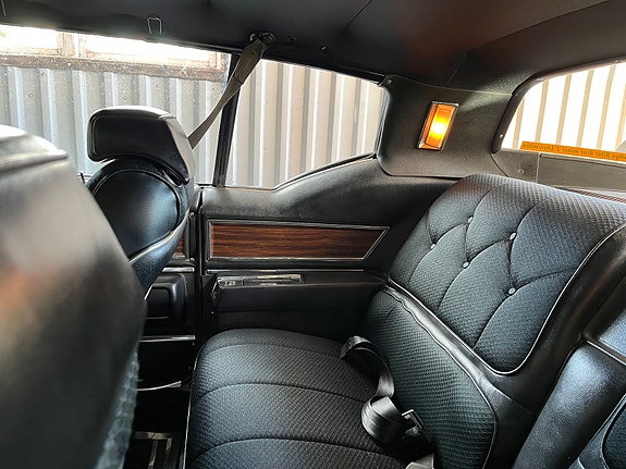 Buick Riviera 10 of 19