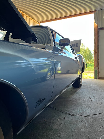 Buick Riviera 16 of 19