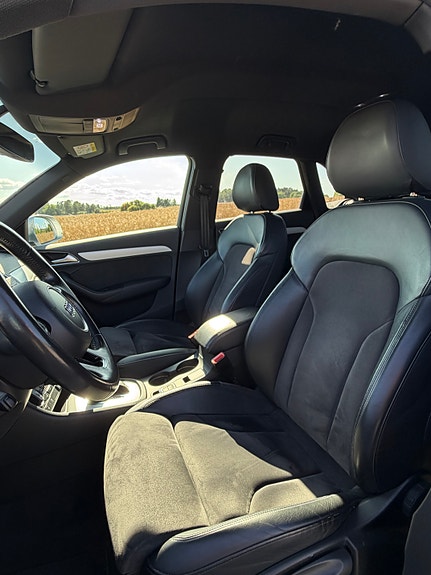Audi Q3 3 of 4
