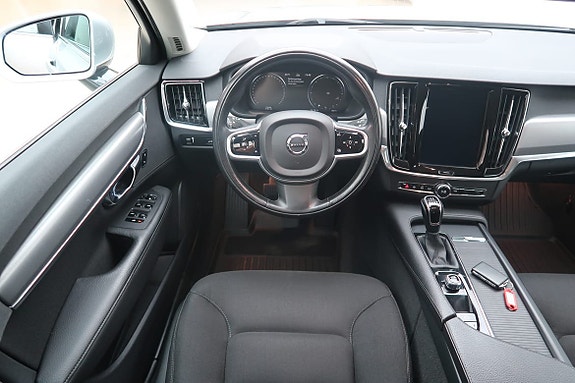 Volvo V90 6 of 14