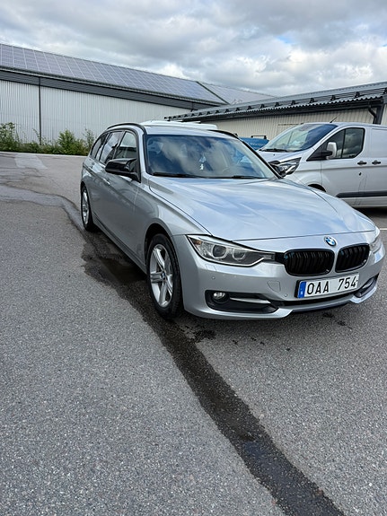 BMW 320d 3 of 10