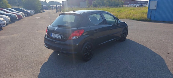 Peugeot 207 4 of 5