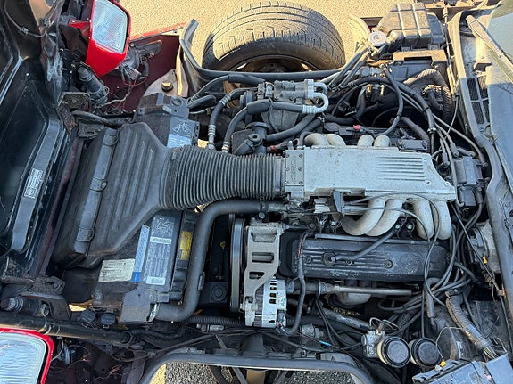 Chevrolet Corvette 9 of 9