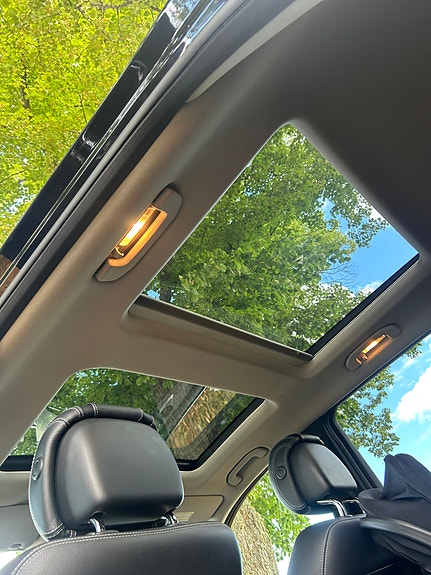 Mercedes-Benz ML350 19 of 30