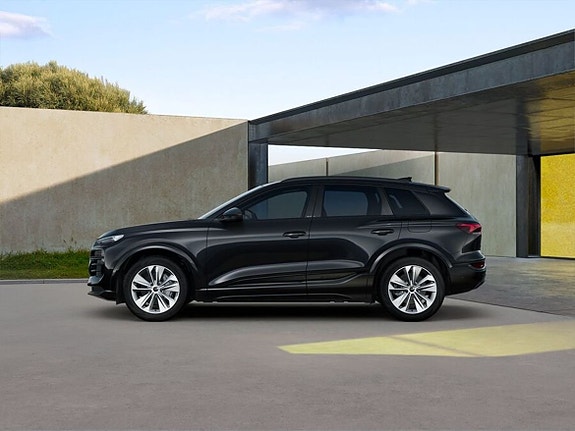 Audi Q6 e-tron 2 of 5