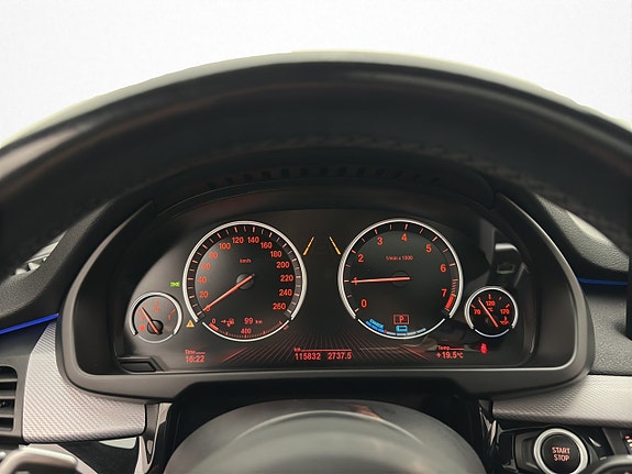 BMW X5 21 of 30
