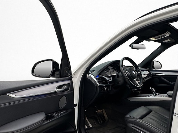 BMW X5 13 of 30