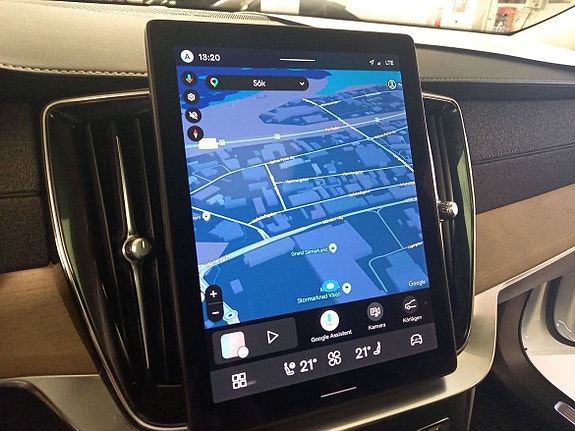 Volvo XC90 17 of 19