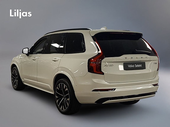 Volvo XC90 4 of 19