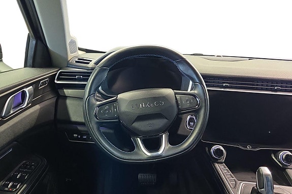 Lynk & Co 01 11 of 22