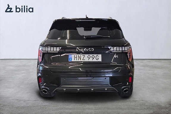Lynk & Co 01 7 of 22
