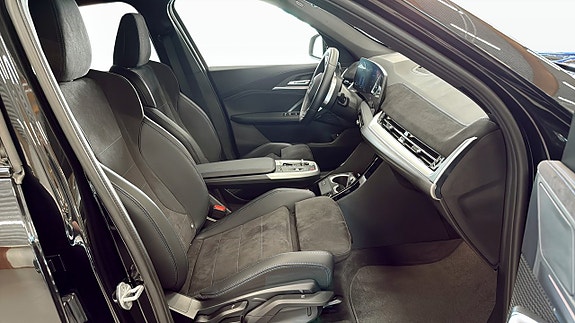 BMW X1 3 of 9
