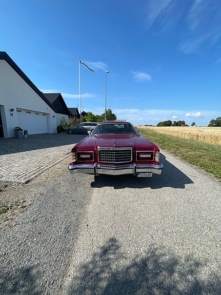 Ford LTD 3 of 11
