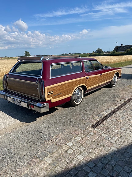 Ford LTD 7 of 11