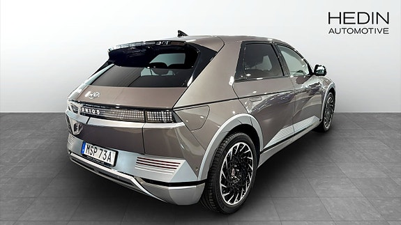 Hyundai Ioniq 5 3 of 9