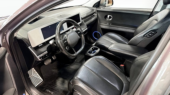Hyundai Ioniq 5 8 of 9