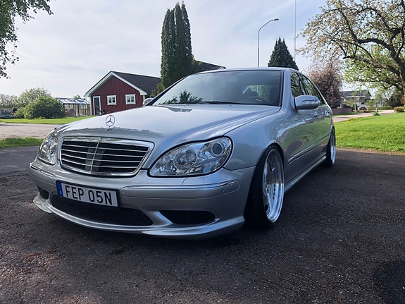 Mercedes-Benz S320 9 of 12