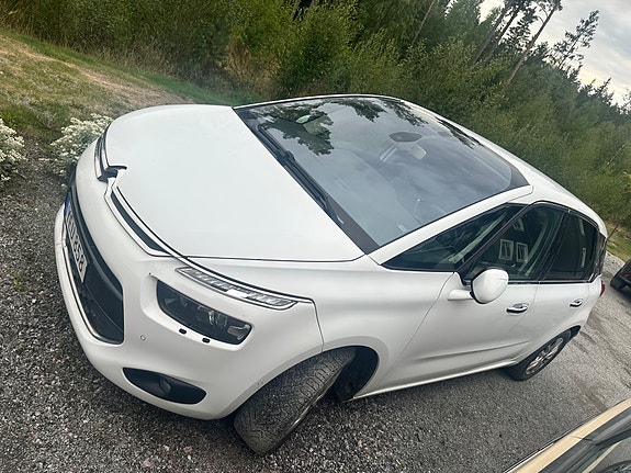 Citroen C4 Picasso 3 of 12