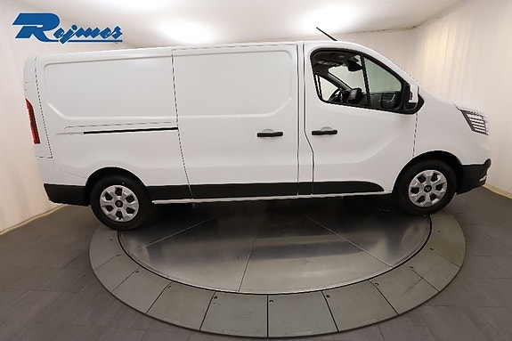 Renault Trafic 24 of 25
