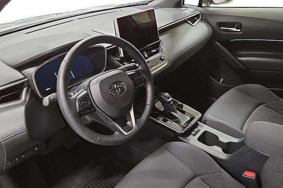 Toyota Corolla Cross 10 of 19