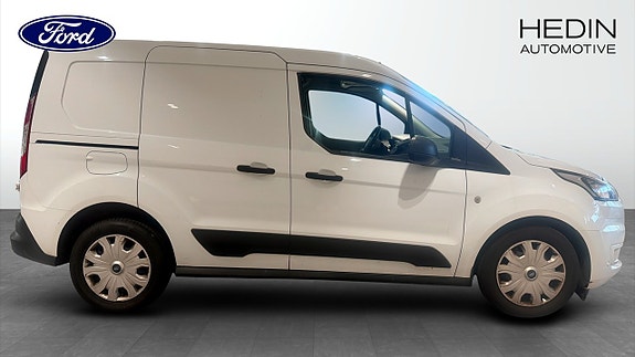 Ford Transit Connect 6 of 9
