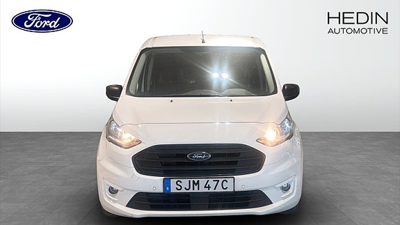 Ford Transit Connect 8 of 9