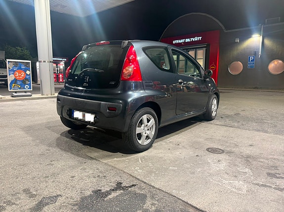 Peugeot 107 4 of 5